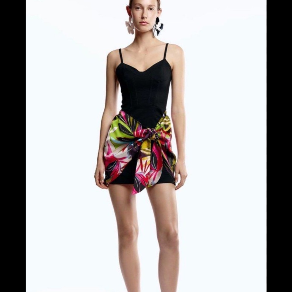 ZARA Black and Multicolor Tropical Dress